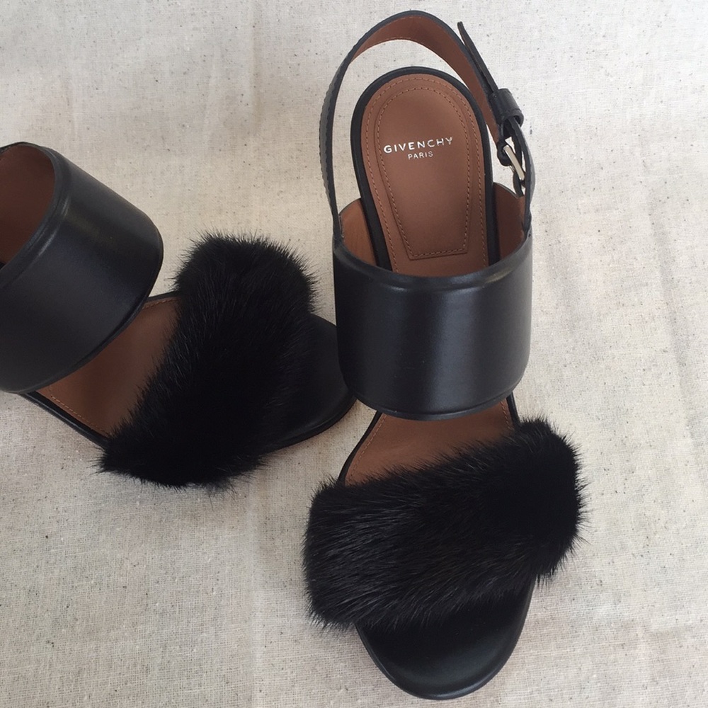 🆕NWT ♥️GIVENCHY Genuine Mink Flared Heel Sandal♥️ - Picture 2 of 8